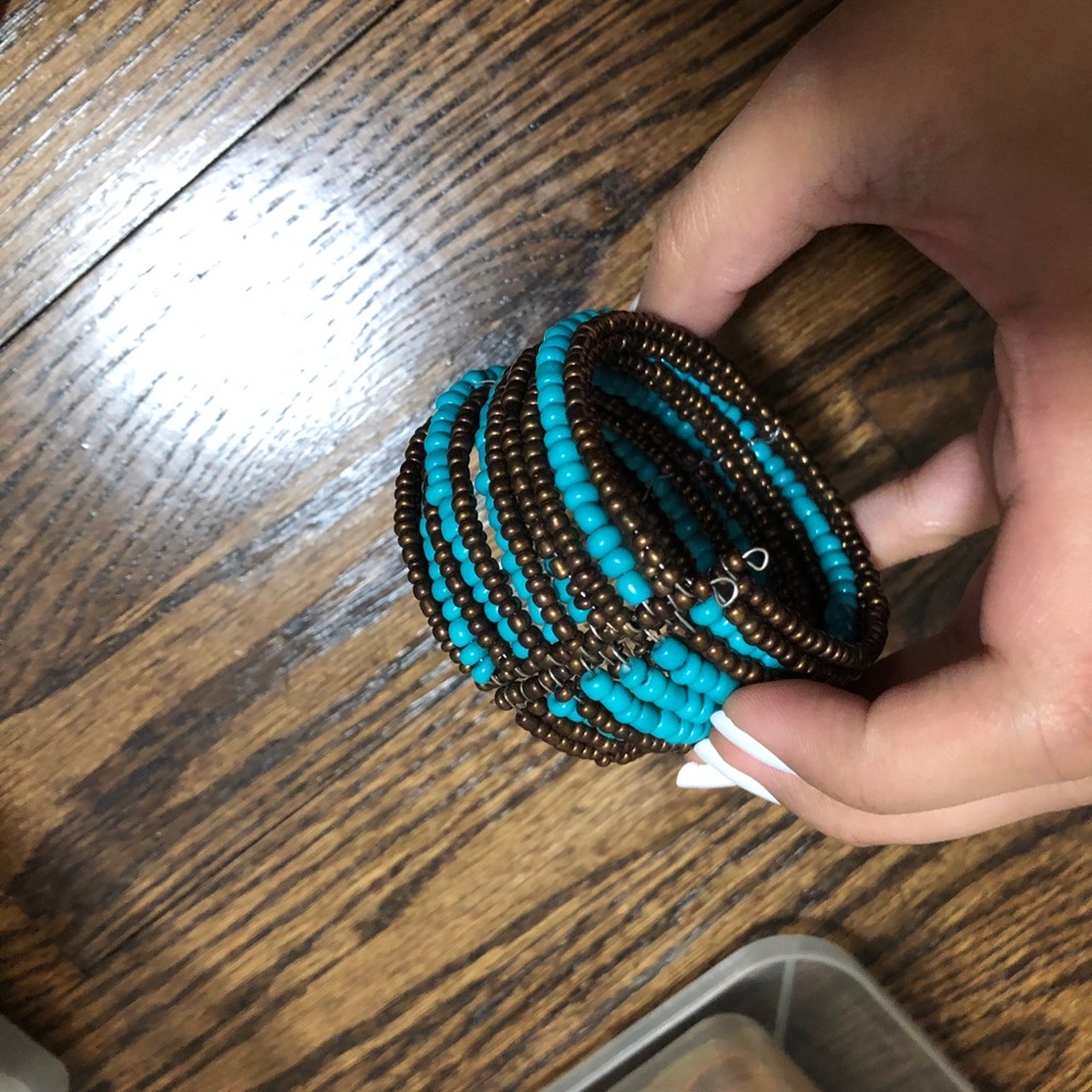 FREE bracelet